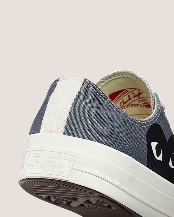 Oceľovo Sivá/egret/čierna Converse X Skľučovadlo Comme Des Garcons 70 Play Low Top