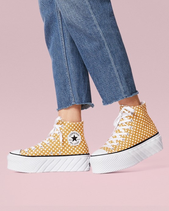 Chuck Taylor All Star Lift 2x Bodkovaný Vysoký Top Goldtone/biela/čierna Converse