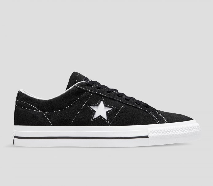 Nevýhody One Star Pro Semišové Nízke čierno/biele Converse