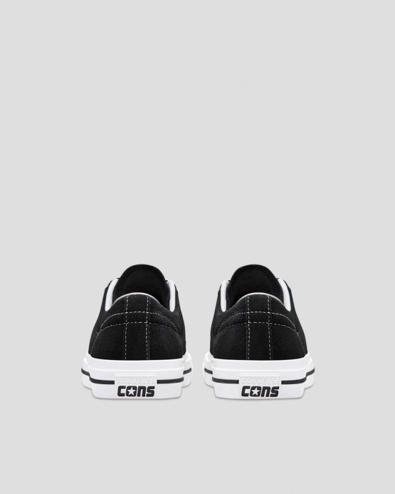 Nevýhody One Star Pro Semišové Nízke čierno/biele Converse