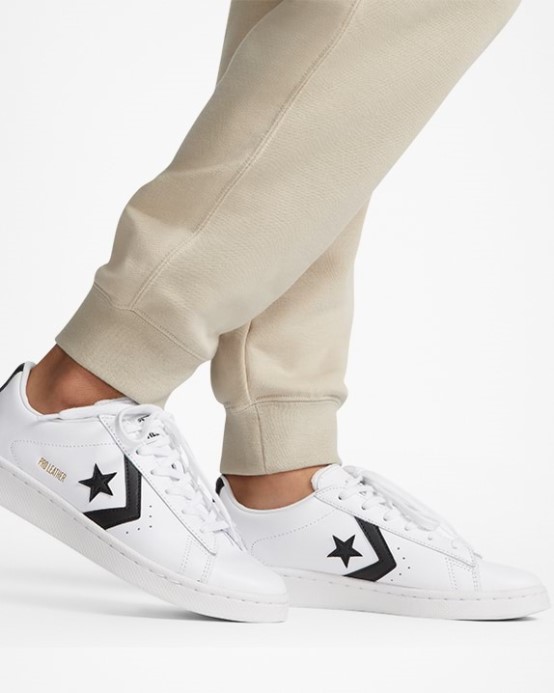 Go-to Vyšívaná Hviezda Chevron Tepláky Converse Plážový Kameň