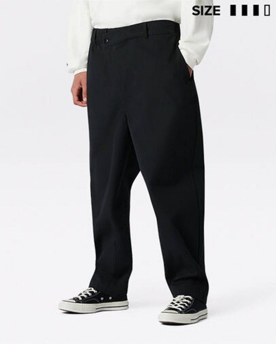 Tvary Trojuholník Predné Chino Converse čierne